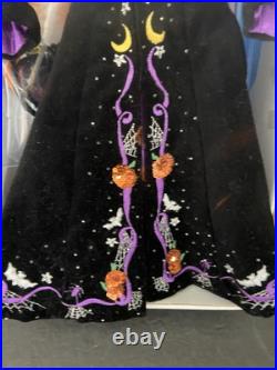 Tonner Tyler Wentworth 2004 Bewitched Sydney Doll Collector's United- READ
