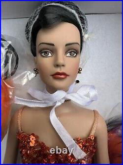 Tonner Tyler Wentworth 2004 COLLECTORS UNITED BE WITCHED SYDNEY CHASE 16 Doll