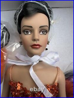 Tonner Tyler Wentworth 2004 COLLECTORS UNITED BE WITCHED SYDNEY CHASE 16 Doll