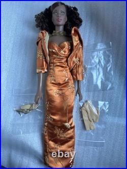 Tonner Tyler Wentworth 2004 Collection AMBER GLOW ESME 16 Dressed Fashion Doll