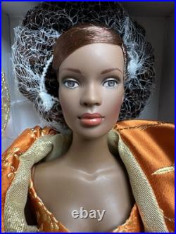 Tonner Tyler Wentworth 2004 Collection AMBER GLOW ESME 16 Dressed Fashion Doll Tonner Tyler Wentworth 2004 Collection AMBER GLOW ESME 16 Dressed Fashion Doll