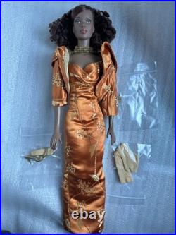 Tonner Tyler Wentworth 2004 Collection AMBER GLOW ESME 16 Dressed Fashion Doll
