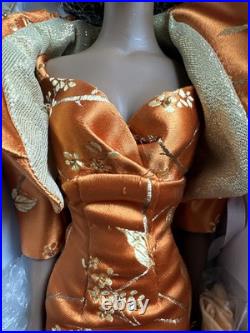Tonner Tyler Wentworth 2004 Collection AMBER GLOW ESME 16 Dressed Fashion Doll Tonner Tyler Wentworth 2004 Collection AMBER GLOW ESME 16 Dressed Fashion Doll
