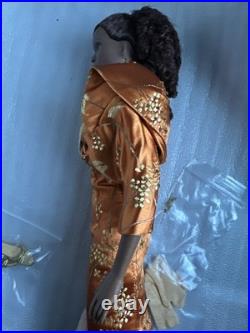 Tonner Tyler Wentworth 2004 Collection AMBER GLOW ESME 16 Dressed Fashion Doll