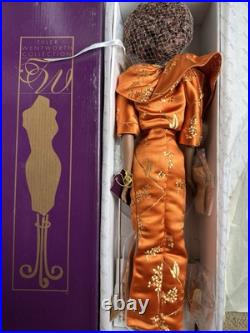 Tonner Tyler Wentworth 2004 Collection AMBER GLOW ESME 16 Dressed Fashion Doll Tonner Tyler Wentworth 2004 Collection AMBER GLOW ESME 16 Dressed Fashion Doll