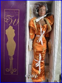 Tonner Tyler Wentworth 2004 Collection AMBER GLOW ESME 16 Dressed Fashion Doll Tonner Tyler Wentworth 2004 Collection AMBER GLOW ESME 16 Dressed Fashion Doll