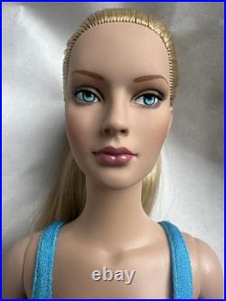 Tonner Tyler Wentworth 2004 Collection BASIC JANE BLONDE 16 Fashion Doll LE