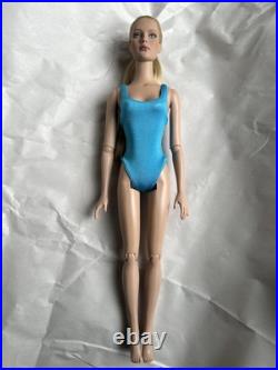 Tonner Tyler Wentworth 2004 Collection BASIC JANE BLONDE 16 Fashion Doll LE