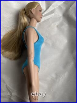 Tonner Tyler Wentworth 2004 Collection BASIC JANE BLONDE 16 Fashion Doll LE