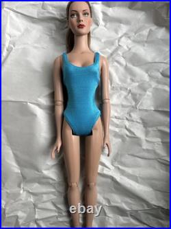 Tonner Tyler Wentworth 2004 Collection BASIC JANE BRUNETTE 16 Fashion Doll LE Tonner Tyler Wentworth 2004 Collection BASIC JANE BRUNETTE 16 Fashion Doll LE