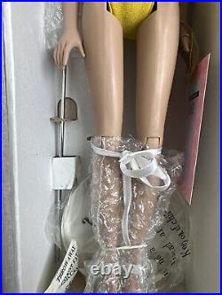 Tonner Tyler Wentworth 2004 Collection FASHION JANE 16 Fashion Doll NEW NRFB