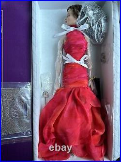 Tonner Tyler Wentworth 2004 Collection FEVER ANGELINA RUIZ 16 Fashion Doll NRFB