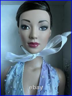 Tonner Tyler Wentworth 2004 Collection WATERCOLOR COOL CARRIE 16 DRESSED DOLL