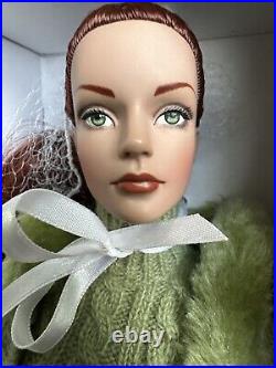 Tonner Tyler Wentworth 2004 Collection WINTERGREEN SYDNEY CHASE 16 DRESSED DOLL