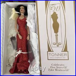 Tonner Tyler Wentworth 2004 Convention Doll Red Hot In Box