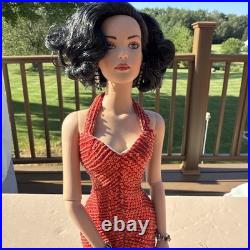 Tonner Tyler Wentworth 2004 Convention Doll Red Hot In Box