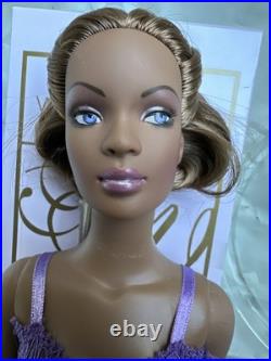 Tonner Tyler Wentworth 2004 Ready to Wear RUNWAY VIOLETTE ESME 16 Fashion Doll