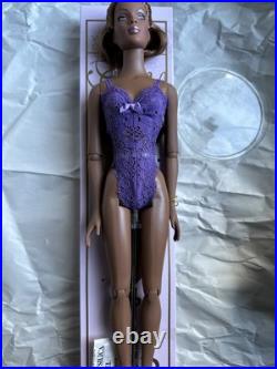 Tonner Tyler Wentworth 2004 Ready to Wear RUNWAY VIOLETTE ESME 16 Fashion Doll