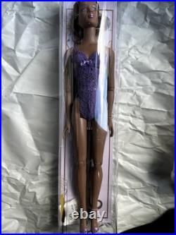 Tonner Tyler Wentworth 2004 Ready to Wear RUNWAY VIOLETTE ESME 16 Fashion Doll