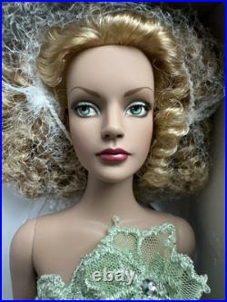 Tonner Tyler Wentworth 2004 SYDNEY CHASE ENVY 16 Dressed Fashion Doll LE 1500
