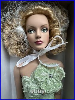 Tonner Tyler Wentworth 2004 SYDNEY CHASE ENVY 16 Dressed Fashion Doll LE 1500