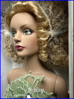 Tonner Tyler Wentworth 2004 SYDNEY CHASE ENVY 16 Dressed Fashion Doll LE 1500