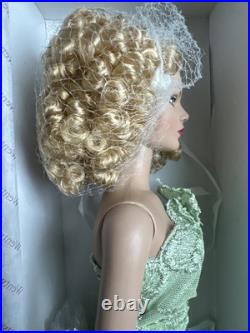 Tonner Tyler Wentworth 2004 SYDNEY CHASE ENVY 16 Dressed Fashion Doll LE 1500