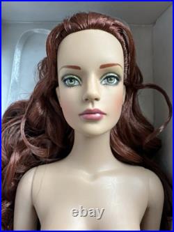 Tonner Tyler Wentworth 2005 BEYOND ENVY SYDNEY CHASE 16 NUDE DOLL + BOX + STAND Tonner Tyler Wentworth 2005 BEYOND ENVY SYDNEY CHASE 16 NUDE DOLL + BOX + STAND