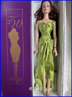 Tonner Tyler Wentworth 2005 Collection BEYOND ENVY SYDNEY CHASE 16 DRESSED DOLL