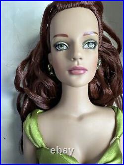 Tonner Tyler Wentworth 2005 Collection BEYOND ENVY SYDNEY CHASE 16 DRESSED DOLL