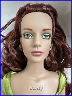 Tonner Tyler Wentworth 2005 Collection BEYOND ENVY SYDNEY CHASE 16 DRESSED DOLL