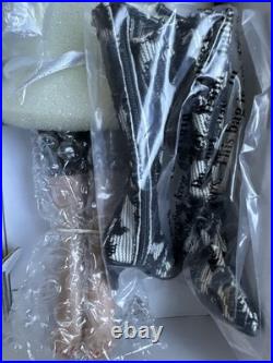 Tonner Tyler Wentworth 2005 Collection BOHEMIAN BEAUTY ANGELINA 16 DOLL NRFB