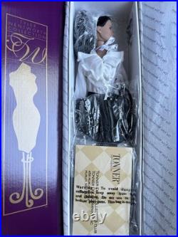 Tonner Tyler Wentworth 2005 Collection BOHEMIAN BEAUTY ANGELINA 16 DOLL NRFB