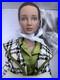 Tonner-Tyler-Wentworth-2005-Collection-CHECKMATE-KIT-HAUTE-DOLL-EXCLUSIVE-NRFB-01-iyae