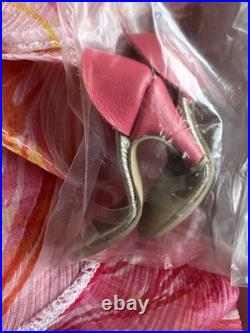 Tonner Tyler Wentworth 2005 Collection CINNAMON SWIRL 16 FASHION DOLL NEW NRFB Tonner Tyler Wentworth 2005 Collection CINNAMON SWIRL 16 FASHION DOLL NEW NRFB