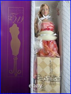 Tonner Tyler Wentworth 2005 Collection CINNAMON SWIRL 16 FASHION DOLL NEW NRFB Tonner Tyler Wentworth 2005 Collection CINNAMON SWIRL 16 FASHION DOLL NEW NRFB