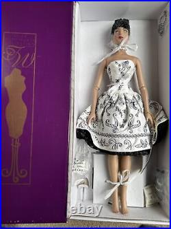 Tonner Tyler Wentworth 2005 Collection IT'S MY PARTY 16 Fashion Doll NEW NIB