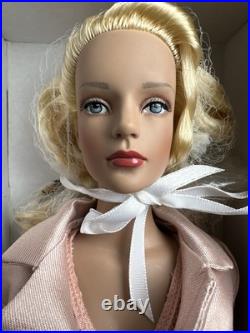 Tonner Tyler Wentworth 2005 Collection JUST DIVINE SYDNEY CHASE 16 DOLL NEW NIB Tonner Tyler Wentworth 2005 Collection JUST DIVINE SYDNEY CHASE 16 DOLL NEW NIB