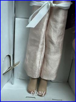 Tonner Tyler Wentworth 2005 Collection JUST DIVINE SYDNEY CHASE 16 DOLL NEW NIB