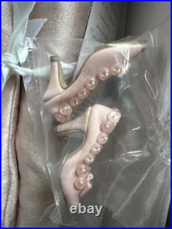 Tonner Tyler Wentworth 2005 Collection JUST DIVINE SYDNEY CHASE 16 DOLL NEW NIB