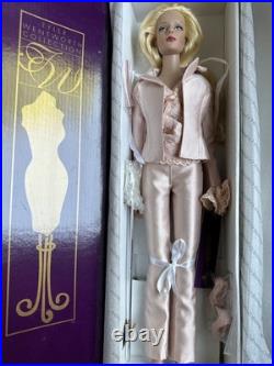 Tonner Tyler Wentworth 2005 Collection JUST DIVINE SYDNEY CHASE 16 Dressed DOLL