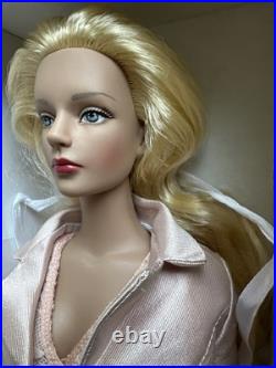 Tonner Tyler Wentworth 2005 Collection JUST DIVINE SYDNEY CHASE 16 Dressed DOLL
