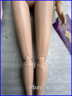 Tonner Tyler Wentworth 2005 Collection JUST DIVINE SYDNEY CHASE 16 NUDE DOLL