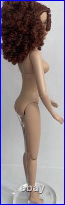 Tonner Tyler Wentworth 2005 Collection NUDE WHEN IN ROME SYDNEY CHASE 16 DOLL
