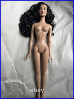 Tonner Tyler Wentworth 2005 Collection STELLA ROSE RAVEN 16 NUDE FASHION DOLL