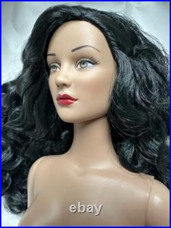 Tonner Tyler Wentworth 2005 Collection STELLA ROSE RAVEN 16 NUDE FASHION DOLL