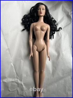 Tonner Tyler Wentworth 2005 Collection STELLA ROSE RAVEN 16 NUDE FASHION DOLL