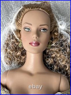 Tonner Tyler Wentworth 2006 COLLECTION FAO SCHWARZ IRISH INCANTATION 16 Doll LE