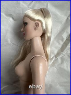 Tonner Tyler Wentworth 2006 Collection BASIC JANE PLATINUM 16 Fashion Doll BW