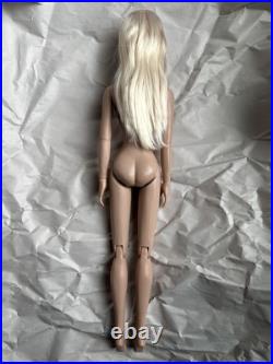 Tonner Tyler Wentworth 2006 Collection BASIC JANE PLATINUM 16 Fashion Doll BW